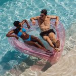 Mesh Heart Water Hammock - Image 3
