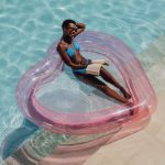 Mesh Heart Water Hammock - Image 2