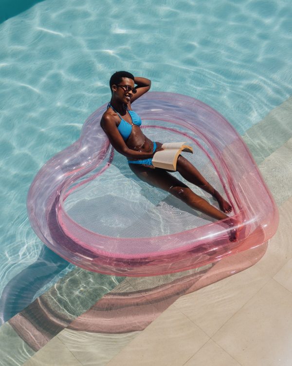 Mesh Heart Water Hammock - Image 2