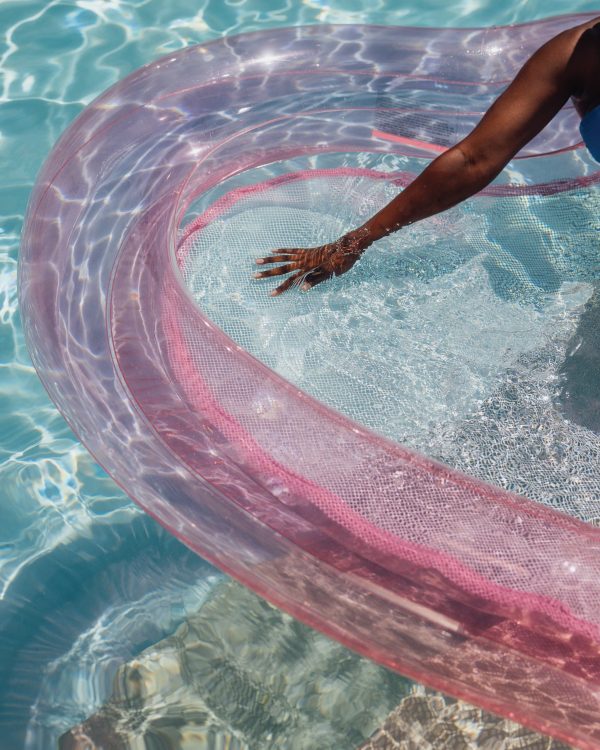 Mesh Heart Water Hammock - Image 5