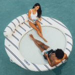 Leisure Island - Image 3