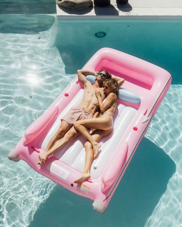 Retro Convertible Pool Float - Image 3
