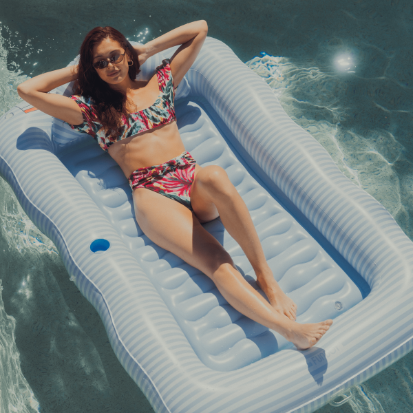 Tanning Pool Lounger - Image 3