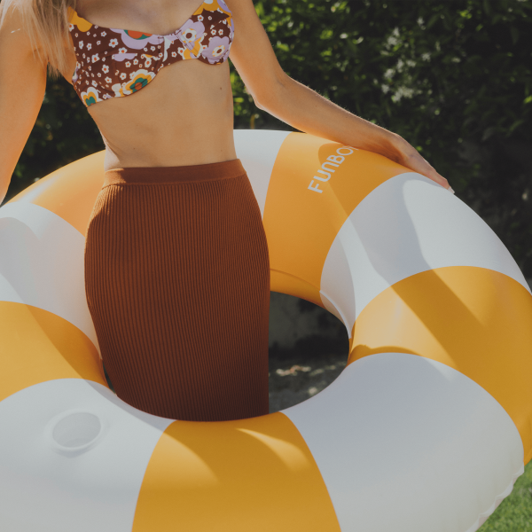 Vintage Tube Float - Image 5